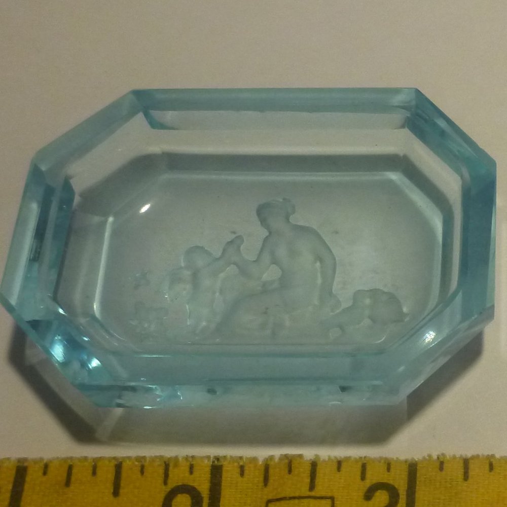 Vintage 1930s Heinrich Hoffmann Czech Art Deco Magnesium Glass Intagli( Two) - Picture 2 of 7